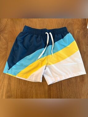 Chubbies Mens Swim Trunks Navy Blue Yellow Colorblock Mesh Lined Shorts Size S